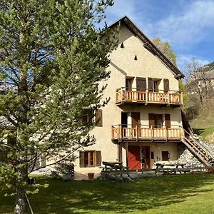  Couette-café Inspiration Montagne D'hotes
